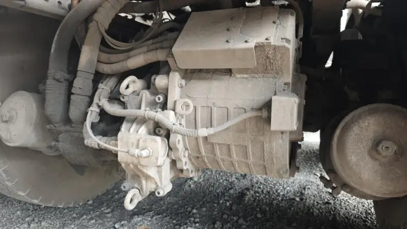290 kW electric axles for heavy-duty trucks