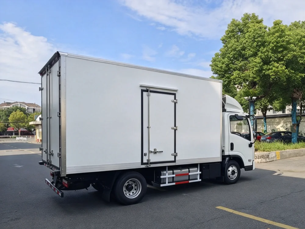 Jenwyn Tech 4.5-ton electric refrigerated truck