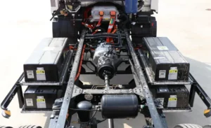 central drive electric powertrain for commercial vehicles